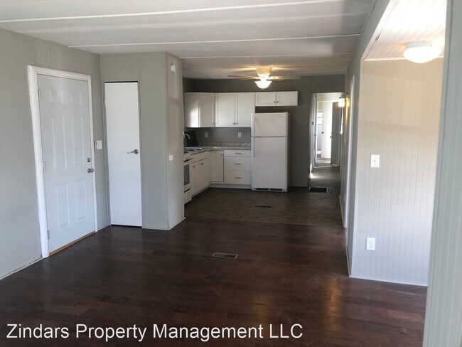 Foto del edificio - 3 br, 1 bath House - 19 1/2 Dequimpaul Street