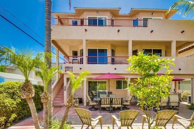 Foto del edificio - 831 Allerton Ct