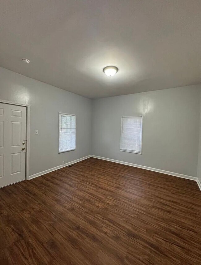 Foto del edificio - 122 E 14th St