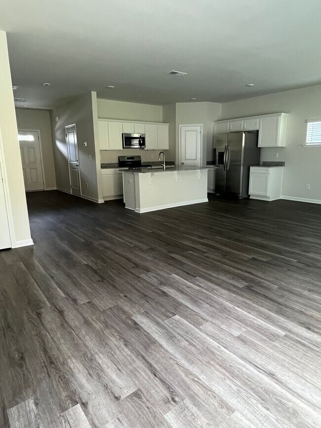 Foto del edificio - Lexington Townhouse - Call Lexington office for information 803-359-0793