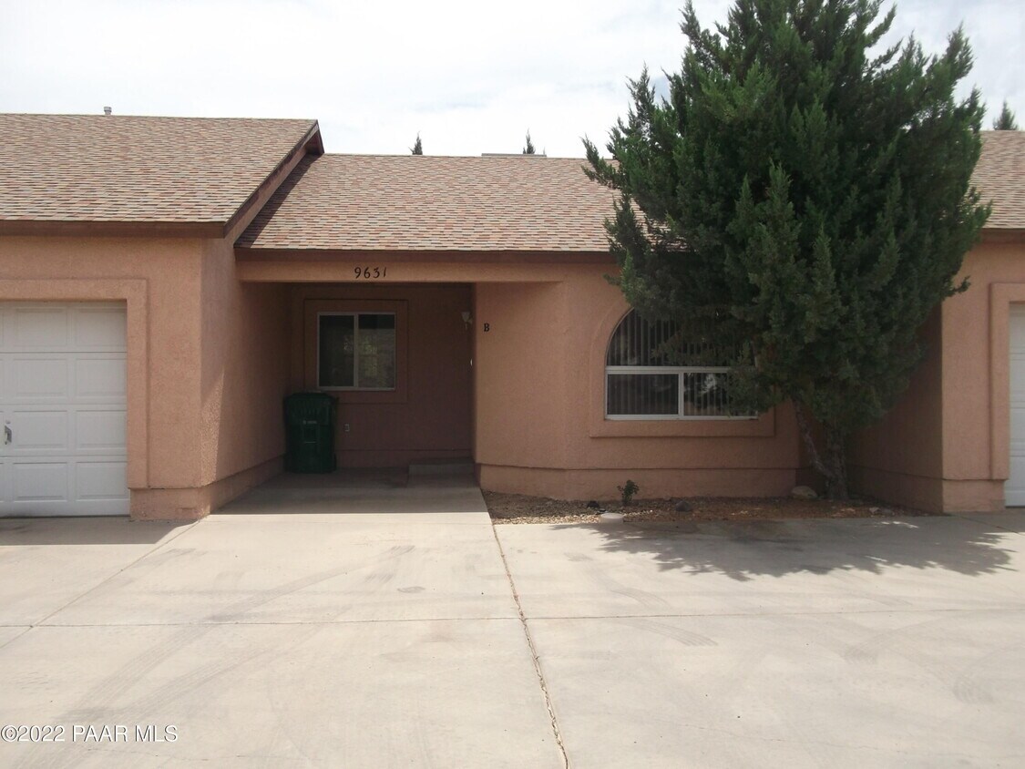 9631 E Lakeshore Dr Unit B, Prescott Valley, AZ 86314 Room for Rent