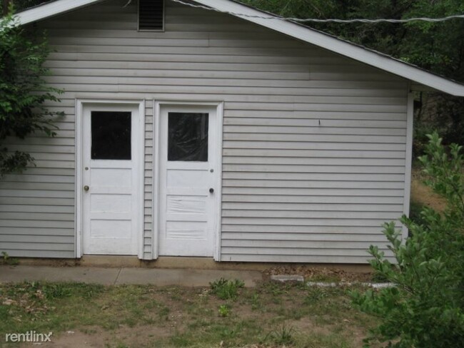 Building Photo - 1117 Remington St