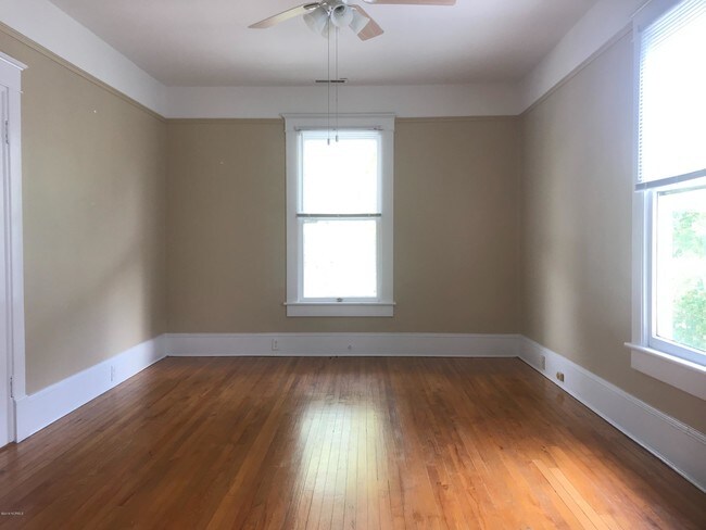 Foto del edificio - 412 Johnson St