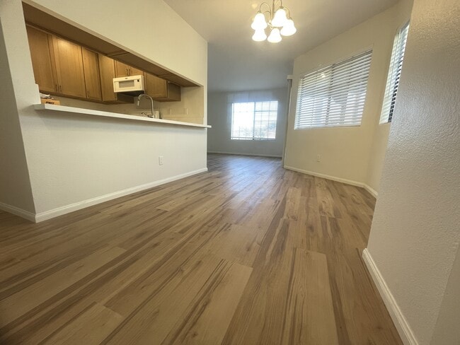 Foto del edificio - 2215 K Ave