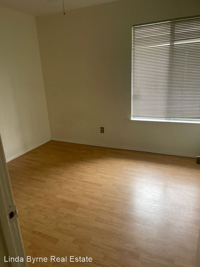 Building Photo - 2 br, 2 bath House - 2704 Bolker Drive