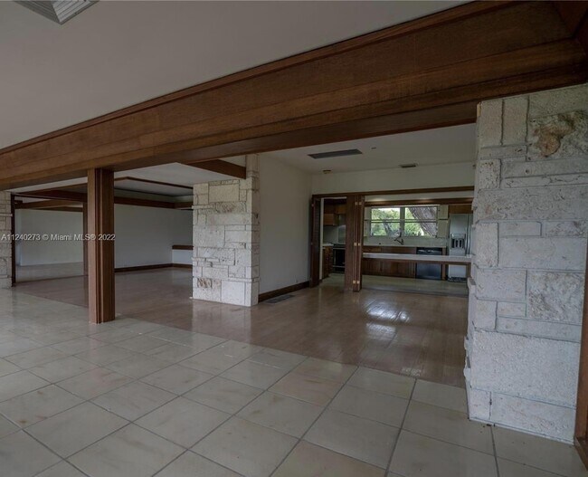 Building Photo - 4515 San Amaro Dr