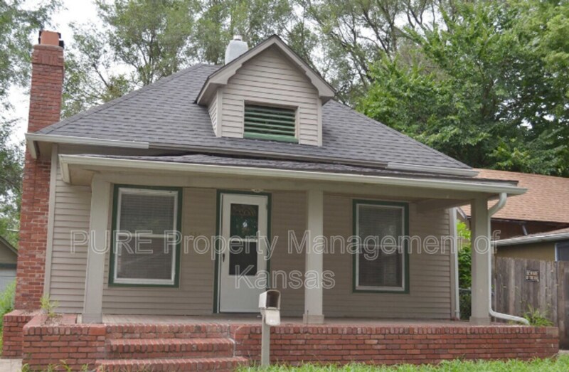 Primary Photo - 533 NE Wilson Ave