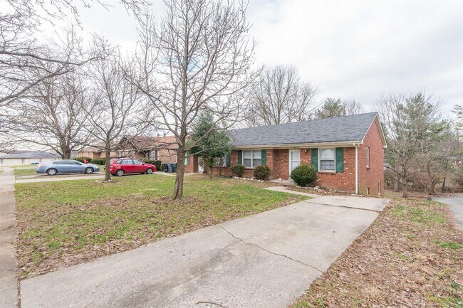 Building Photo - 3425 Alpine Ct