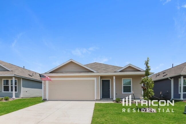 Building Photo - 827 Ginkgo Wy