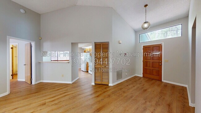 Foto del edificio - 11290 Southbury Pl