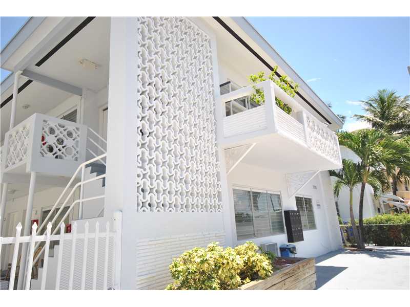Primary Photo - 7715 Harding Ave