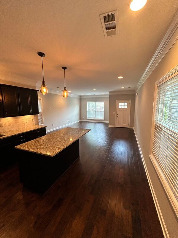 Building Photo - 7615 Veranda Ct