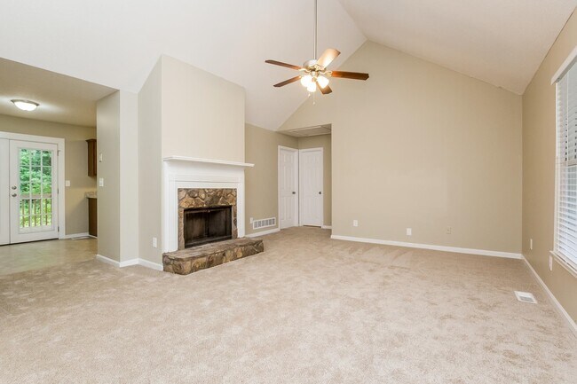 Building Photo - 169 Benell Ct