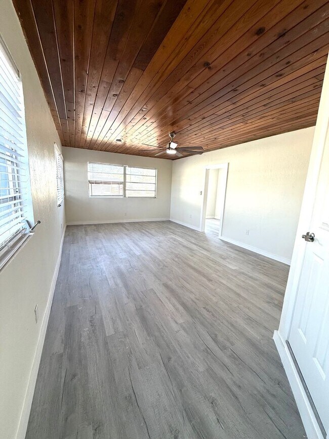 Foto del edificio - 3181 Hatton St