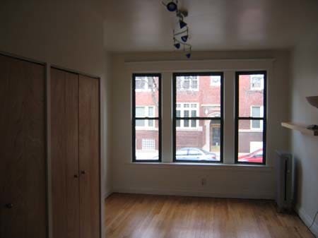 Bedroom 1 - 925 E 61st St