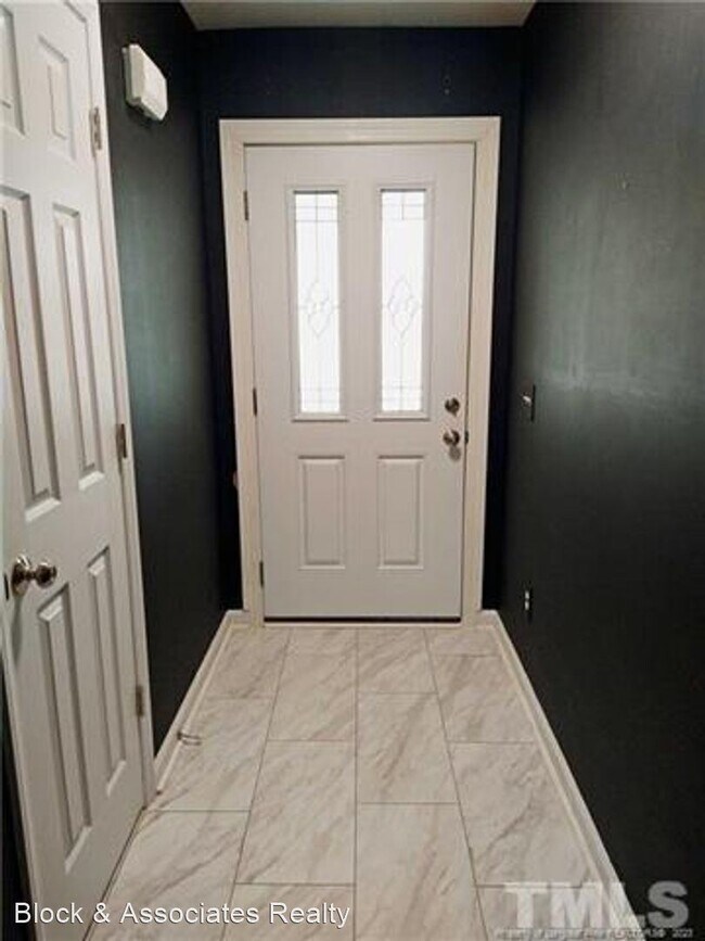 Foto del edificio - 3 br, 2 bath House - 68 Sunridge Dr.