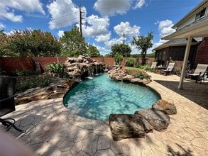 Building Photo - 7002 Greatwood Trails Ct