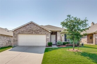 Building Photo - 1413 Lone Pine Dr