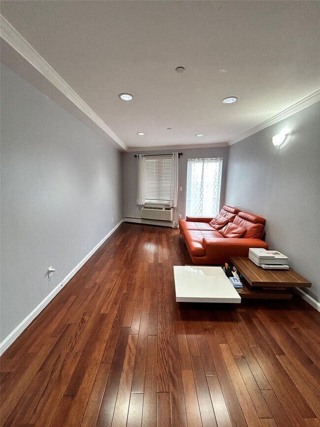 Foto del edificio - 149-06 Northern Blvd