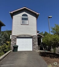 Building Photo - 1454 Four Seasons Dr