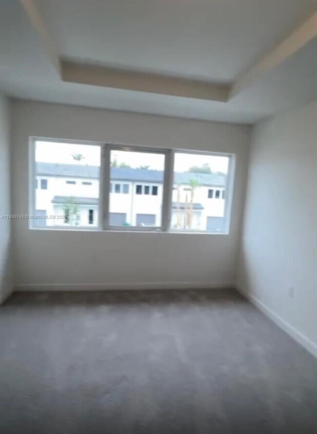 Foto del edificio - 5145 SW 37th St