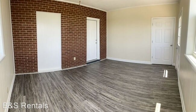 Building Photo - 3 br, 2 bath House - 3056 Franklin Turnpike