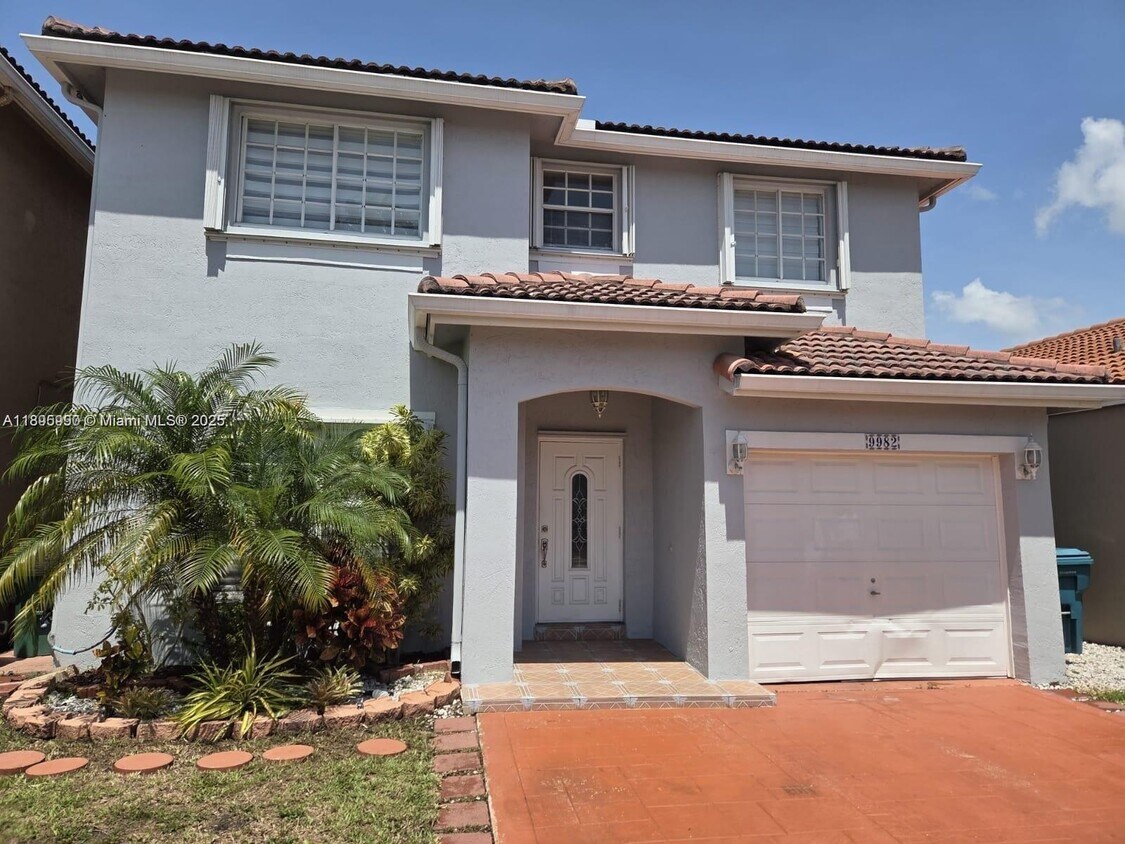 Foto principal - 9982 SW 162nd Ct