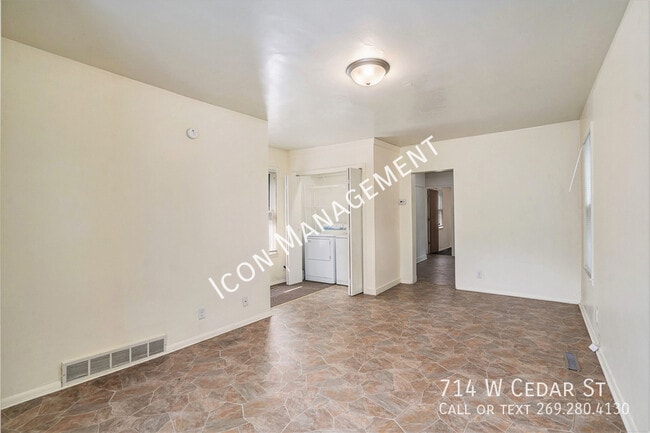 Foto del edificio - 714 W Cedar St