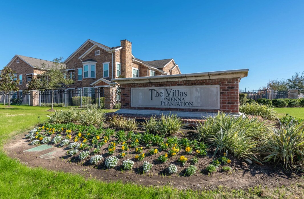 Villas at Sienna Apartments in Missouri City, TX