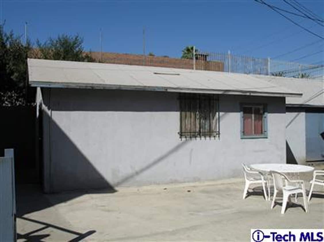 Alternate Rear Building Photo - 1535 Venice Blvd