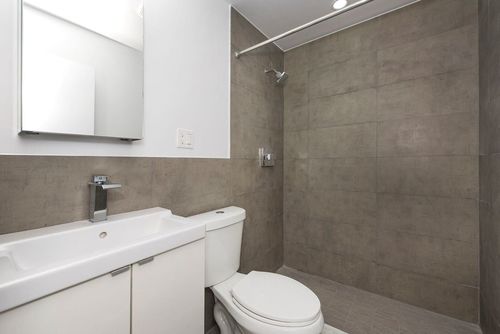Foto del edificio - 1114 Willoughby Ave