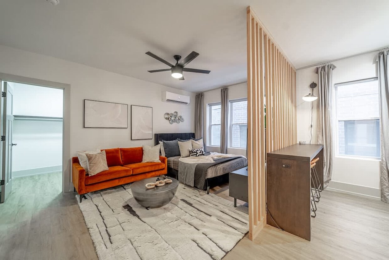 Foto principal - 3546 N Southport Ave