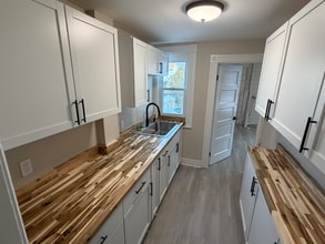 Building Photo - 505 Rimmon St