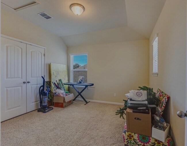 Foto del edificio - 116 Copper Lake Ln