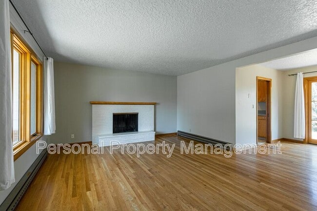 Building Photo - 4705 NW Harney St