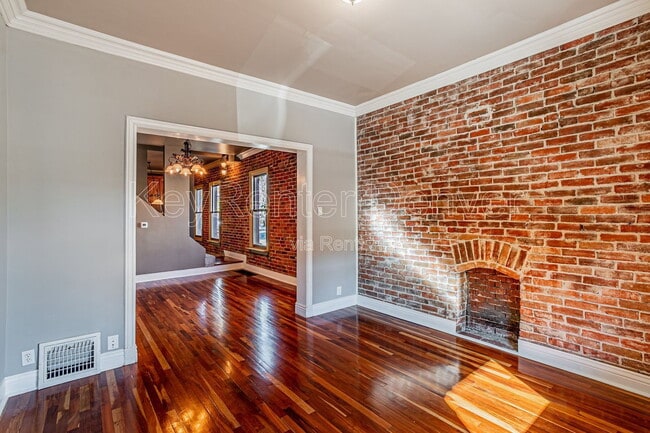 Photo - 2105 W 31st Ave House