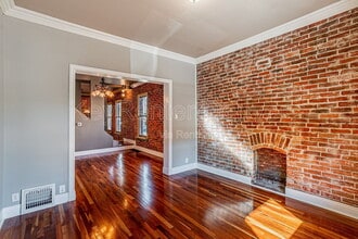 Building Photo - 2105 W 31st Ave