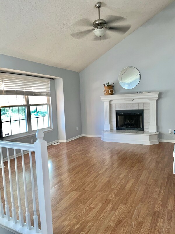 Foto del edificio - 10623 N Wallace Ave