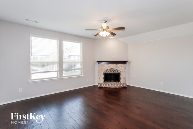 Building Photo - 1613 Whistler Dr