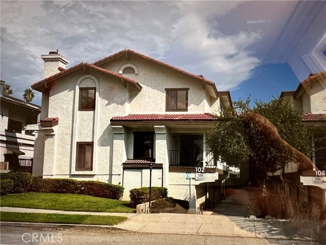 Primary Photo - 102 S Sierra Madre Blvd