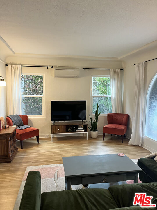 Foto del edificio - 3759 Greenwood Ave