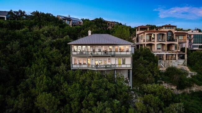 Foto del edificio - 6717 Mountain Trail