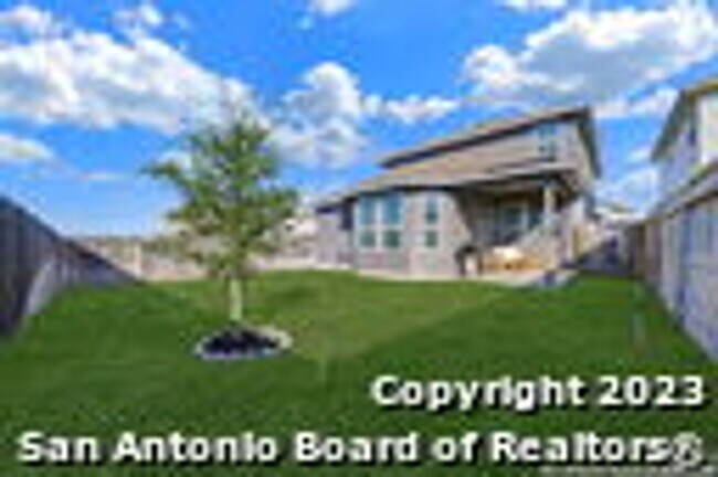 Foto del edificio - 5151 Longhorn River