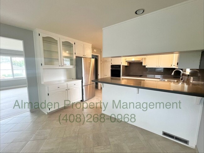 Building Photo - Newly Remodeled Tri-level Home! New Paint & No Carpets!