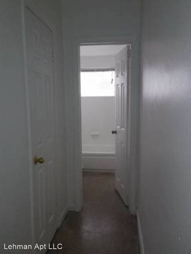 Building Photo - Studio, 1 bath Apartment - 1111-1125 Shara...
