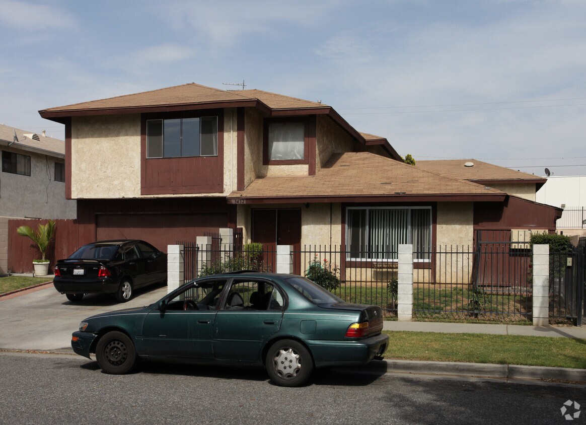 Foto del edificio - 3452 Anderson Ave