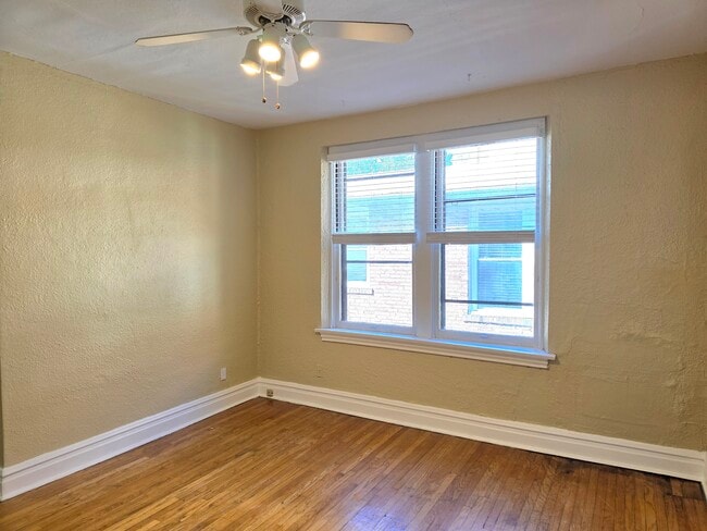 Building Photo - 7212 Forsyth Blvd