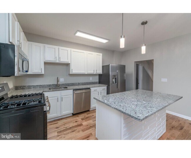 Foto del edificio - 3619 Edmondson Ave