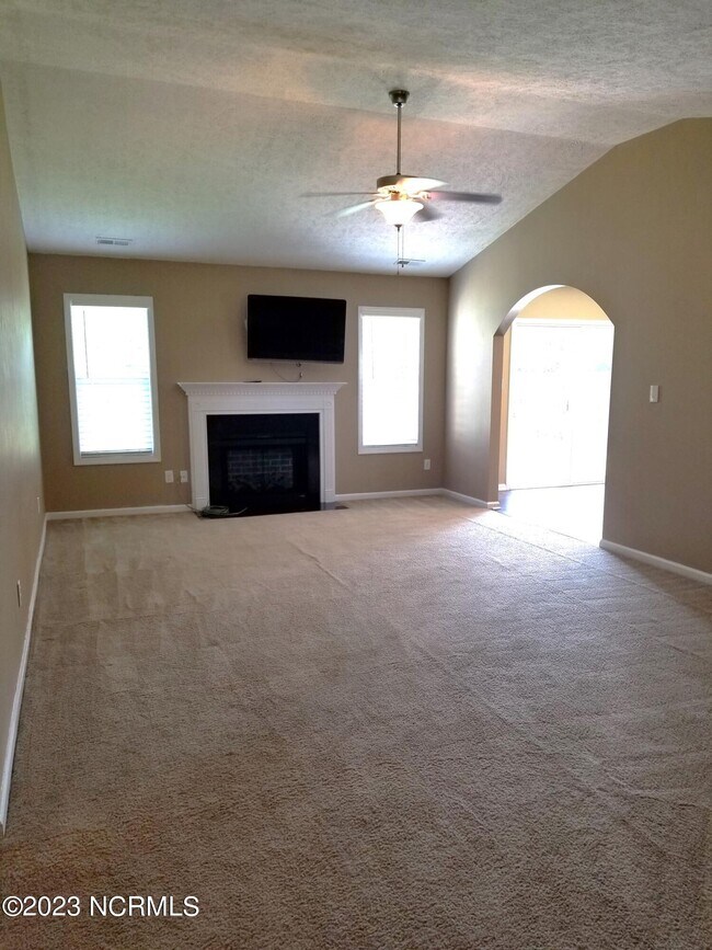 Foto del edificio - 212 Marsh Haven Dr