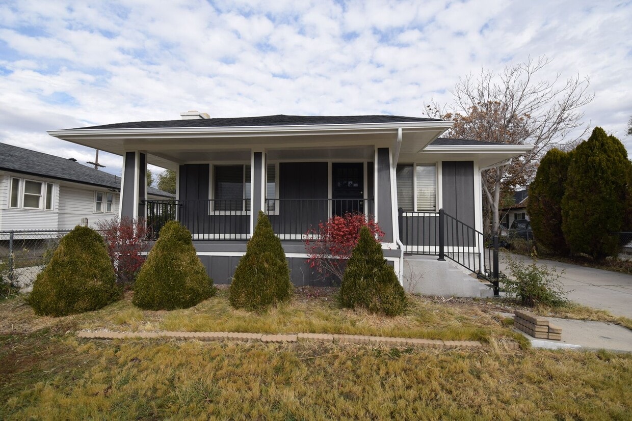Remodeled 2 Bedroom Home in Salt Lake City! - Remodeled 2 Bedroom Home in Salt Lake City!